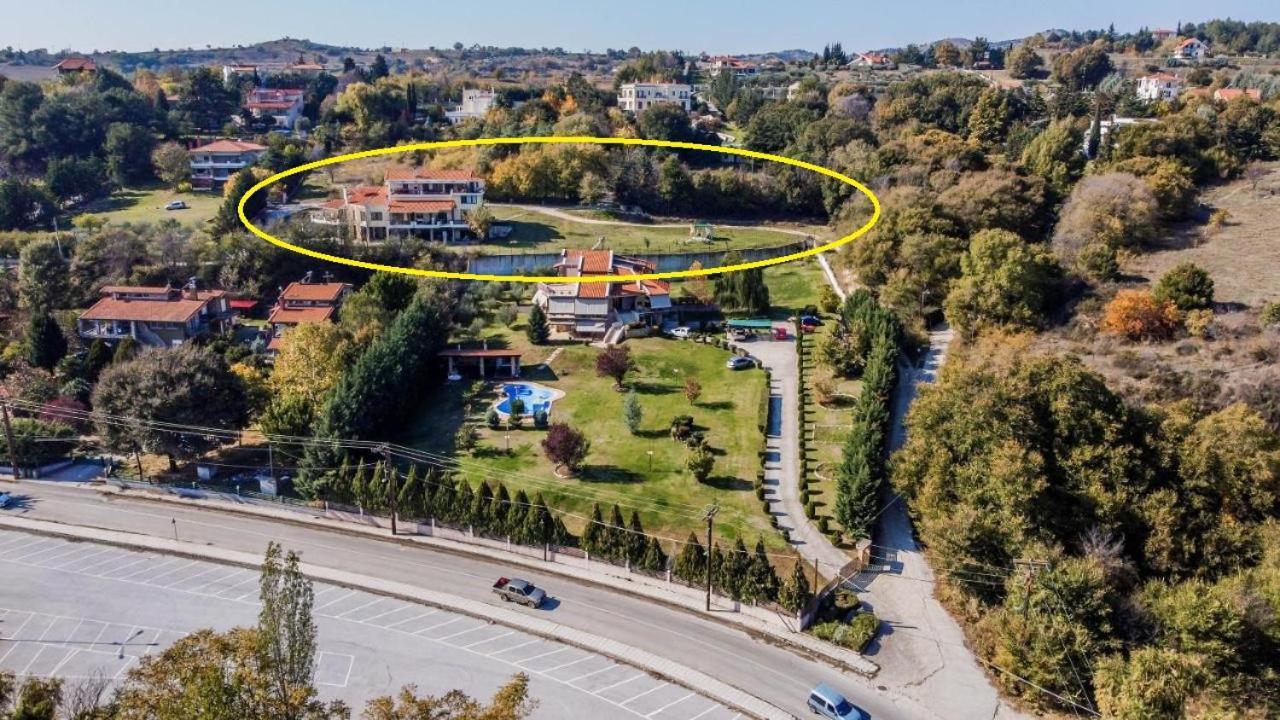 Villa Acropolis Serres Next To Center ภายนอก รูปภาพ