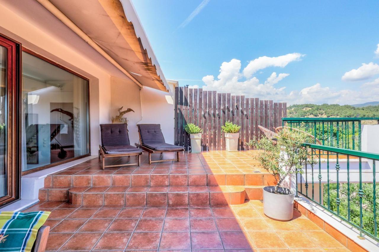 Villa Acropolis Serres Next To Center ภายนอก รูปภาพ